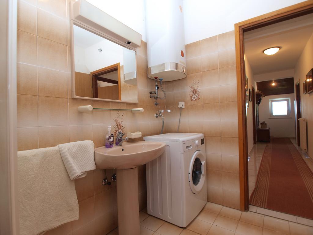 Apartment Luisa 1437 Peruški Eksteriør billede
