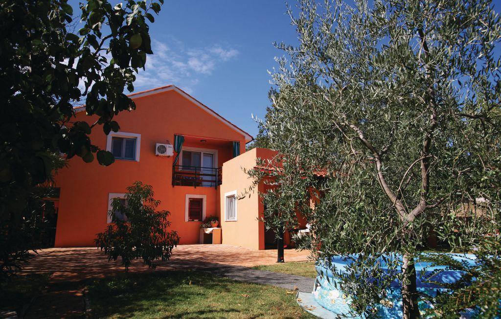 Apartment Luisa 1437 Peruški Eksteriør billede